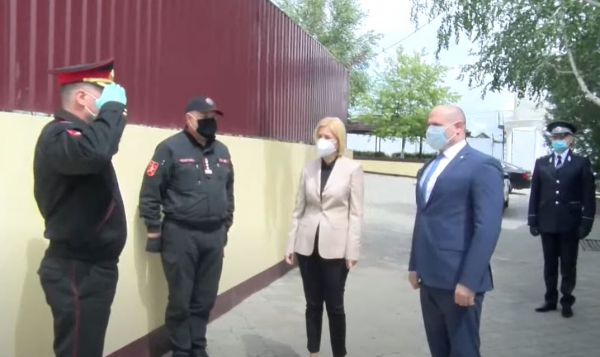 LIVE: Башкан и глава МВД посещают воинскую часть карабинеров