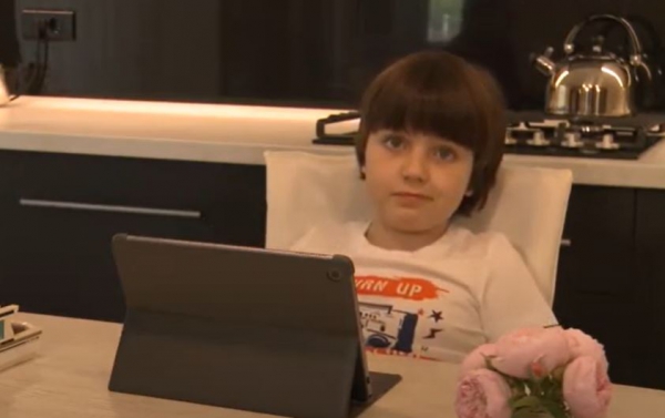 Восьмилетний житель Копчака открыл свой канал в YouTube