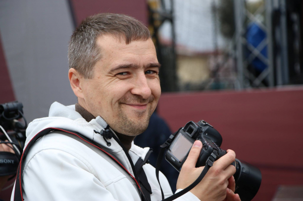 «У всей семьи COVID-19». Сотрудник аппарата НСГ заболел коронавирусом