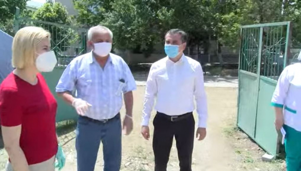 LIVE: Башкан посещает районную больницу Чадыр-Лунги