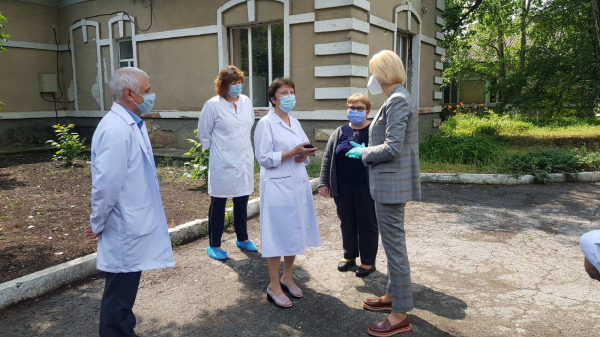 LIVE: Башкан посещает Комратскую районную больницу