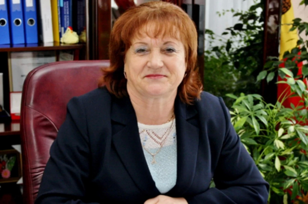 Осудившая «политический туризм» депутат парламента перешла в Pro Moldova
