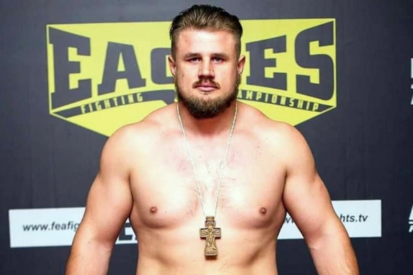 Тяжеловес из Гагаузии Александр Романов дебютирует на турнире UFC в Абу-Даби