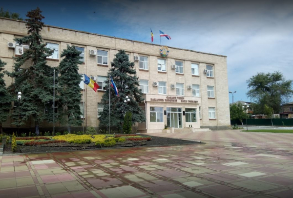Изменения в бюджете: Исполком предусмотрел премии медработникам и финансирование трех райбольниц
