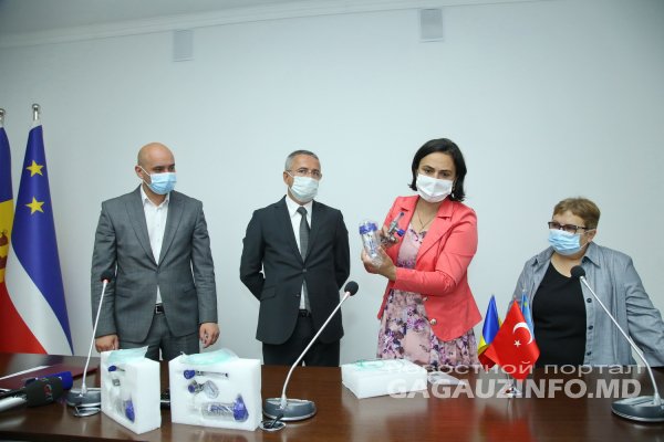 В Гагаузию из Турции доставлена партия приборов для кислородной терапии