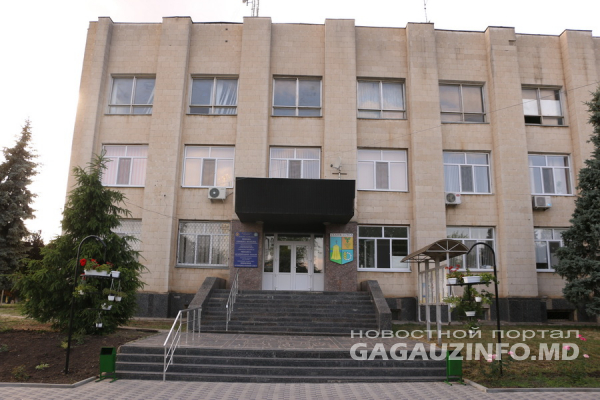 Большой зал заседаний примэрии Чадыр-Лунги будет отремонтирован в этом году