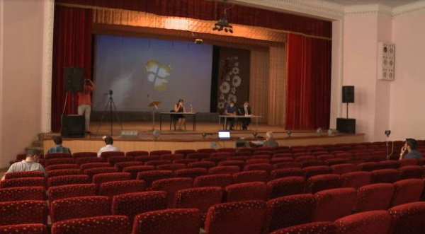 В Копчаке 52 тонны гуманитарного зерна направят на строительство бюветов