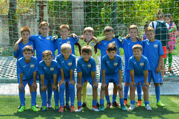 «Огузспорт» приглашает мальчиков от 5 до 12 лет на футбол