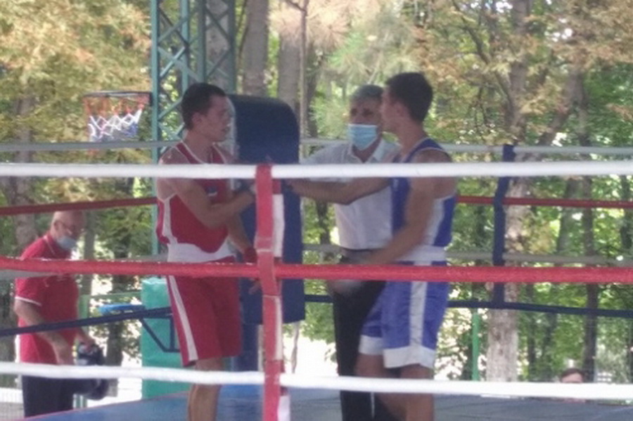 Боксер из Гагаузии стал третьим на чемпионате страны по боксу
