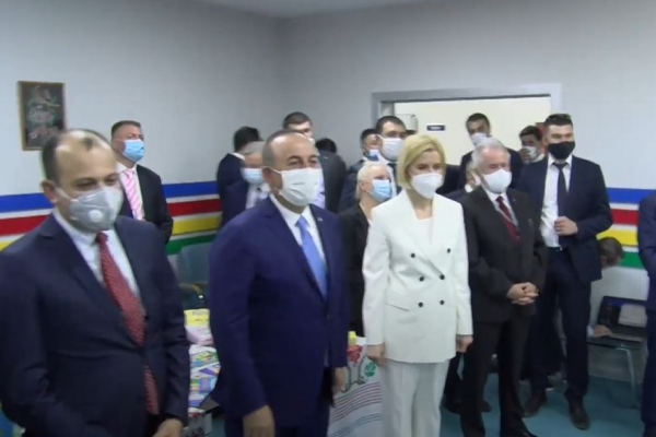 LIVE: Глава МИД Турции посещает детский сад №1 в Комрате
