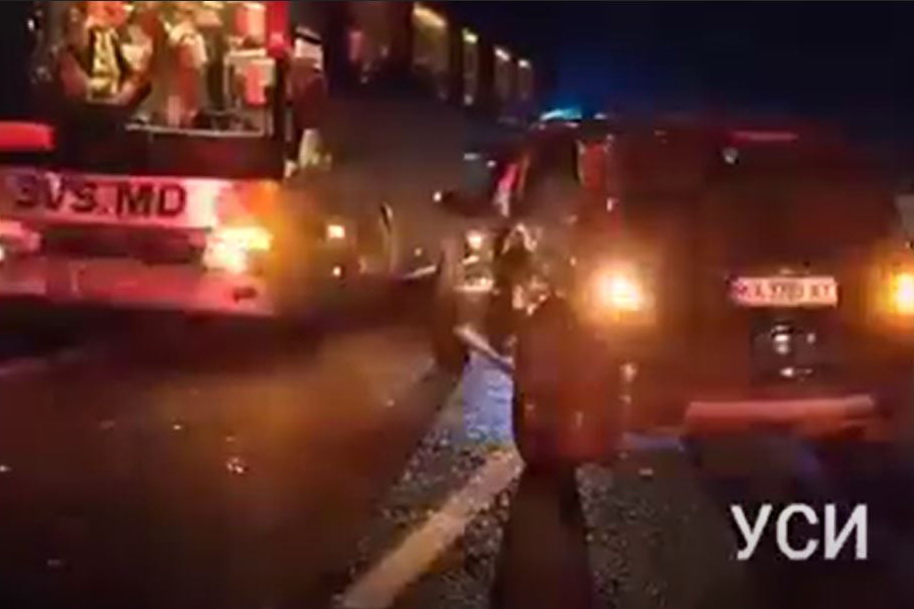 Автобус Москва-Чадыр-Лунга попал в ДТП под Одессой