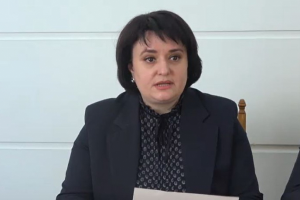 Глава Минздрава Молдовы заболела коронавирусом. Как она лечится?