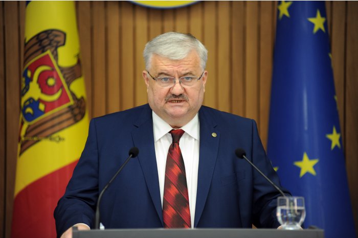 Шаров: 1 сентября открылось лишь около четверти детсадов страны