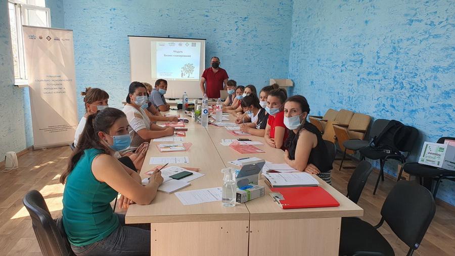 В местной инициативной группе Gagauz Koraflari прошла серия тренингов для молодежи