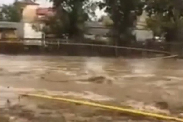 Потоп в Комрате. Сотни людей остались без газа