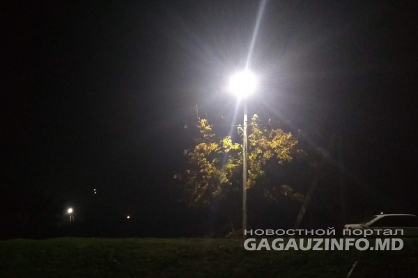 Почему в Комрате ночное освещение горит не везде и когда оно стабилизируется?