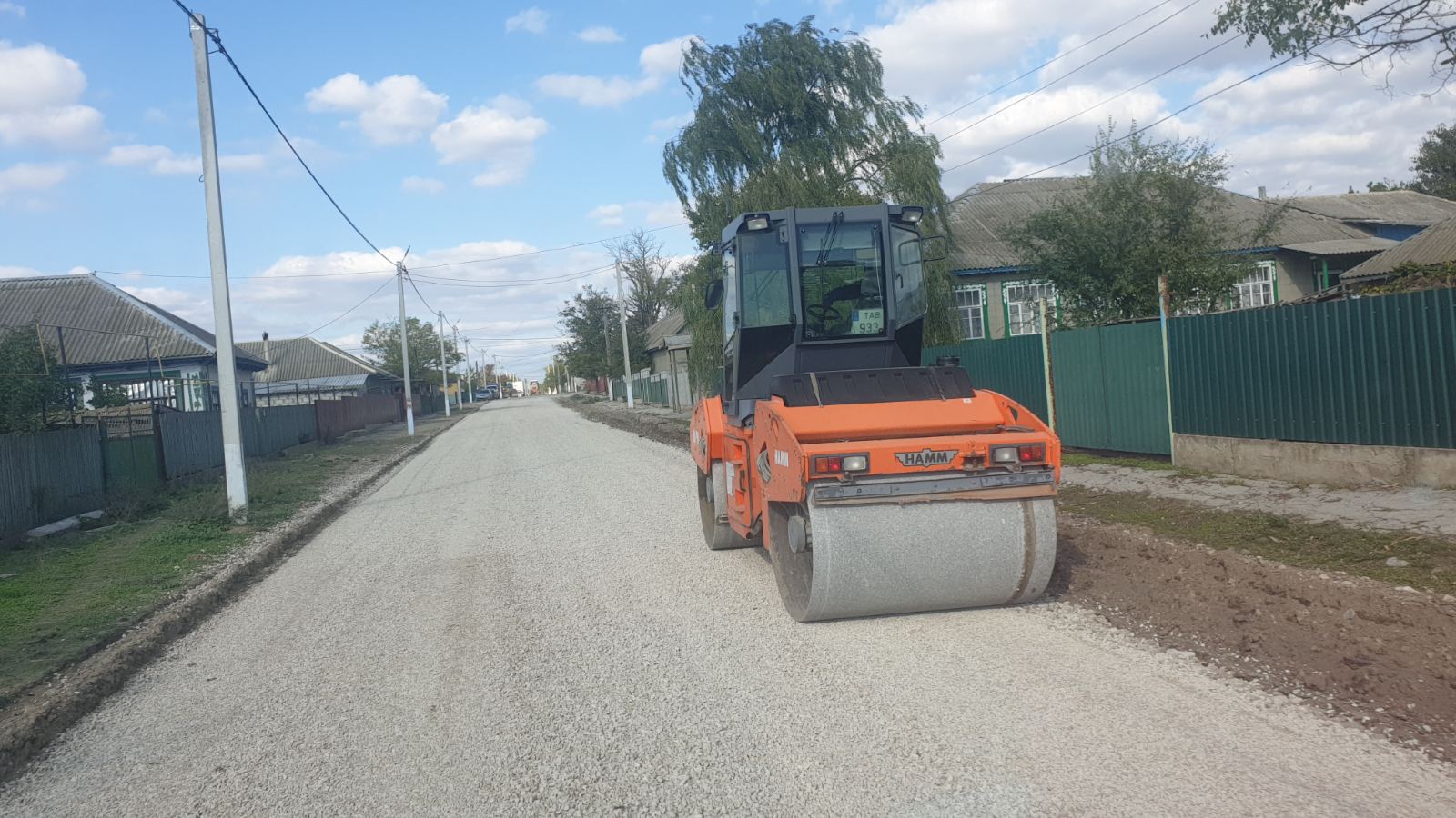 В одном из самых маленьких сел Гагаузии продолжат асфальтировать центральную улицу