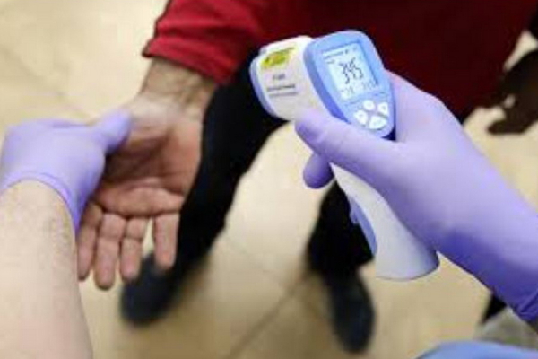 «Эпидемиологические» рейды на рынках и магазинах Комрата. Что выявила комиссия?