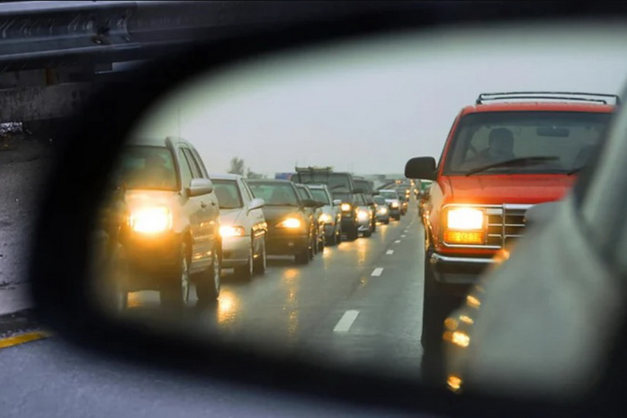 Вниманию водителей: с 1 ноября ездить нужно с включенным ближним светом фар
