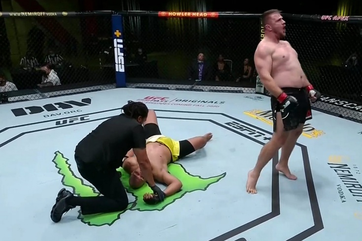 «Селям, гагаузлар»: Александр Романов одержал еще одну победу в UFC