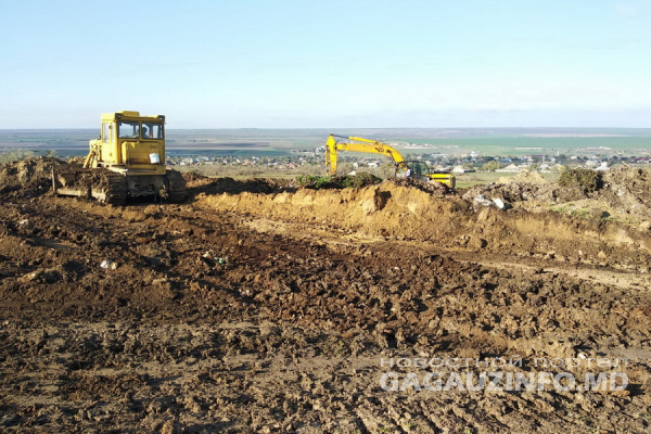 «Экологическая проблема будет решена»: В Гайдарах начались работы по ликвидации мусоросвалки