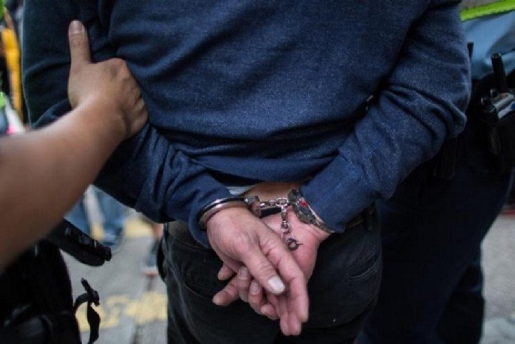В Кишиневе полицейского задержали за взятку 17 тысяч леев