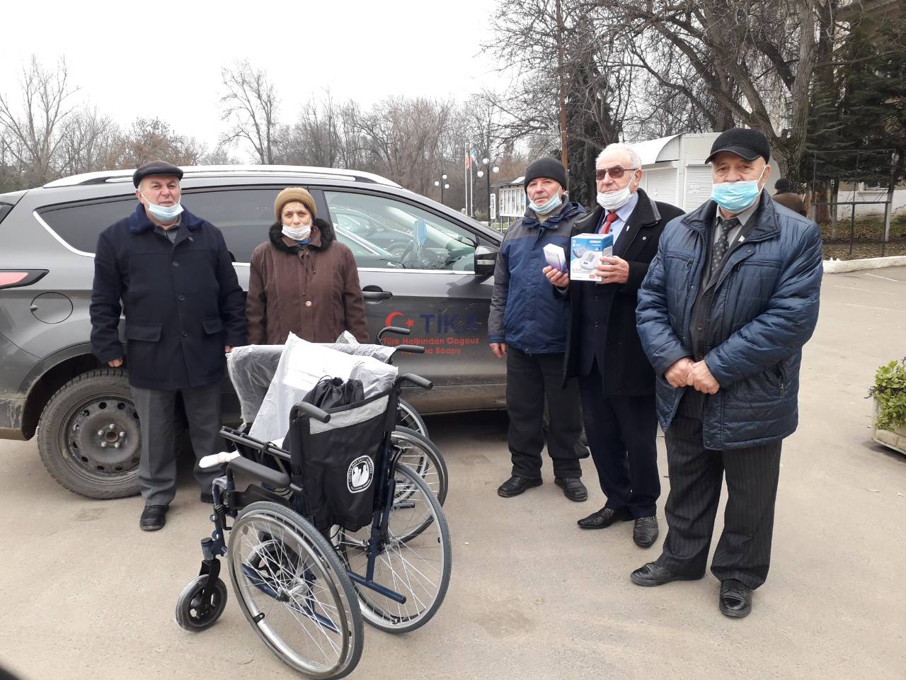 Пенсионеры Вулканешт и Дезгинжи получили медоборудование, переданное Россией
