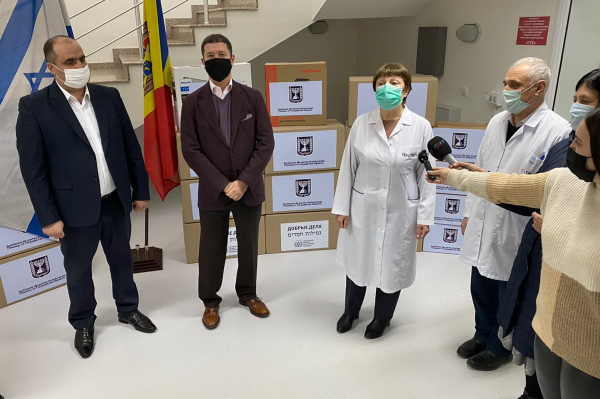 Комратская больница получила помощь от посольства Израиля