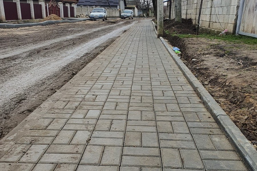 Грязи больше не будет. В Комрате ремонтируют одну из труднодоступных улиц