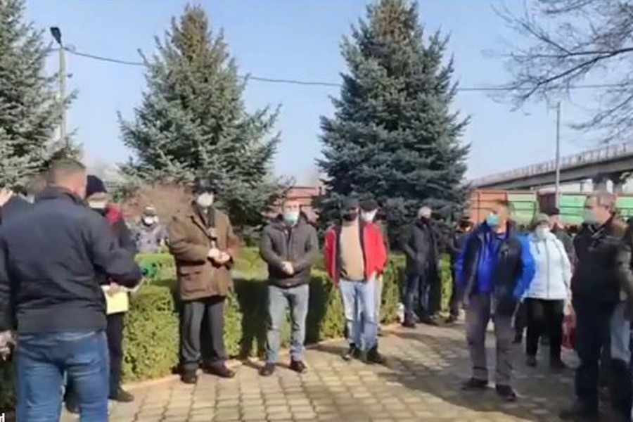 С ноября без зарплаты: железнодорожники вышли на протест в Бельцах