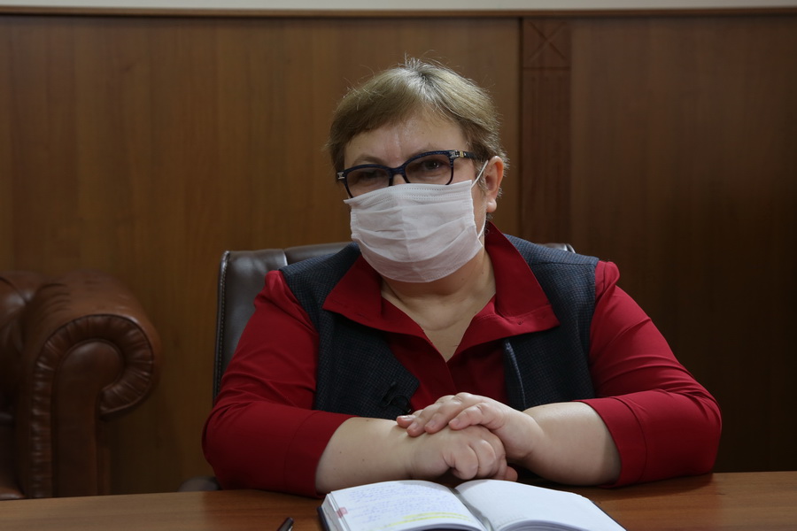 ГЛАВНАЯ ТЕМА: Год с коронавирусом. Потери и надежды