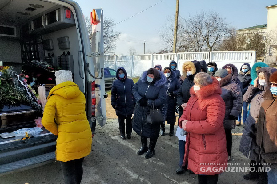 Пожертвовали всем ради работы: Светлана Дулева о «погибших от ковид» медиках