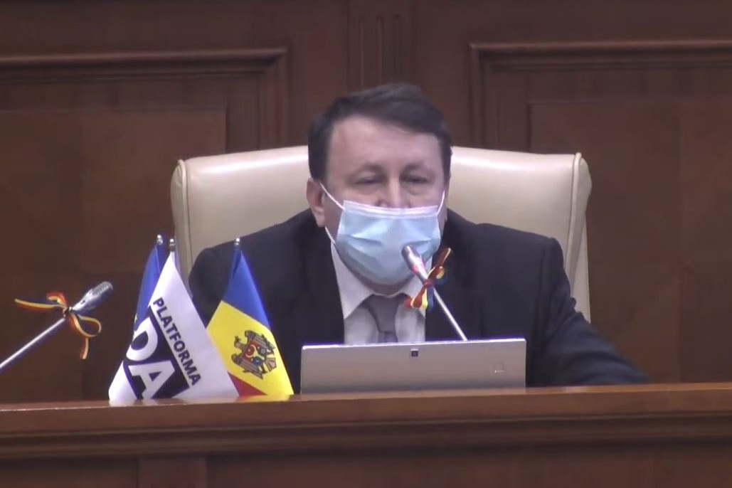 Мунтяну о «дублировании» госинститутов в Гагаузии: «это противоречит интересам РМ»