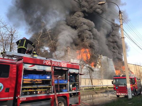 Пожар в Кишиневе: столб дыма виден с любой точке в городе
