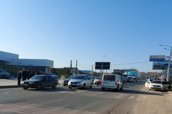 В Комрате автомобиль сбил ученика