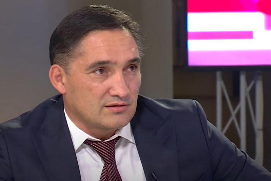 «Конечно же с Чаусом не связано». Экс-советник премьера о лишении Александра Стояногло госохраны