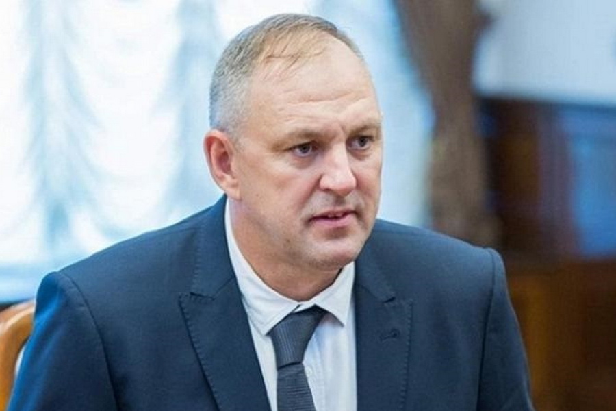 Уволенный глава Службы госохраны подал в суд на Майю Санду
