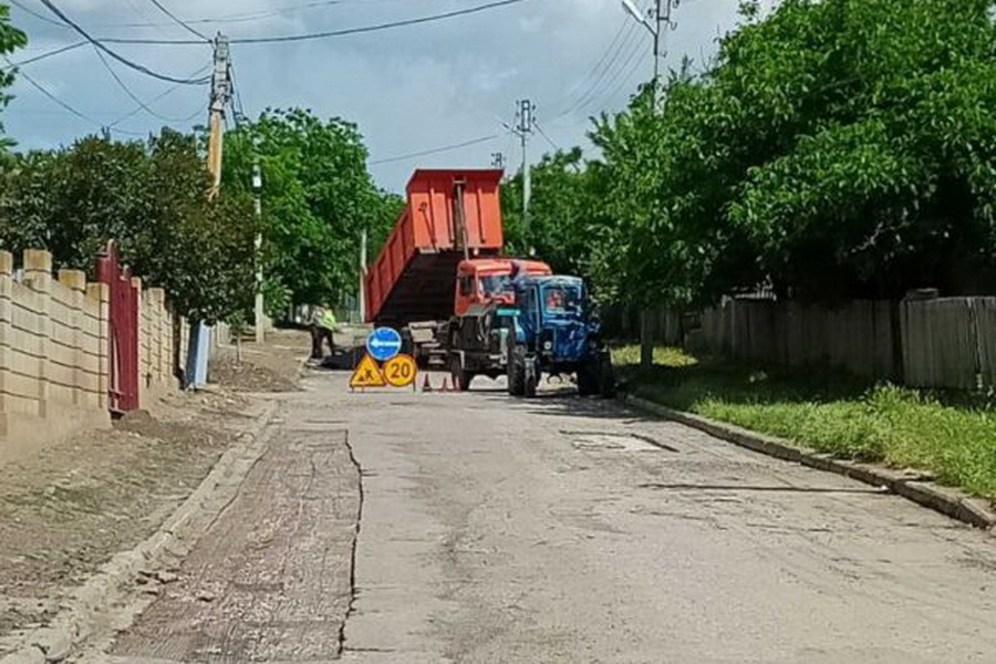 Три миллиона на дорогу. В Бешалме начался ремонт подъездных путей