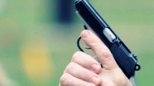 Украл пистолет у сотрудника спецназа. В Кишиневе на Чеканах мужчина устроил стрельбу