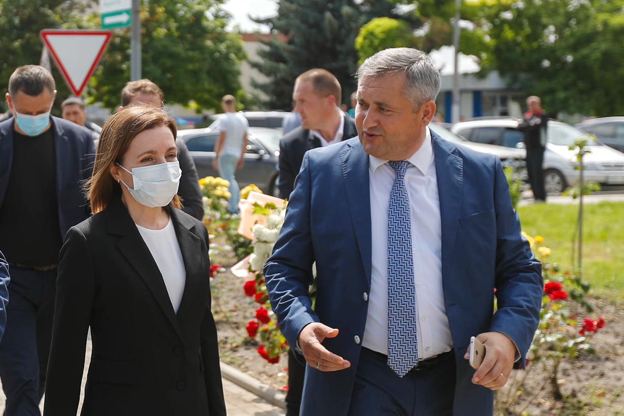 «Нанес моральный урон имиджу Гагаузии». Примары возмутились действиями Гаризана, организовавшего встречу с Санду
