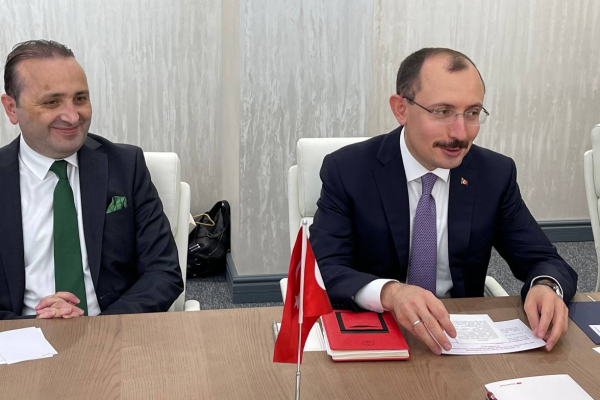 KazanSummit 2021: Башкан провела встречу с Министром торговли Турции