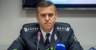 Экс-министра обороны взяли под стражу