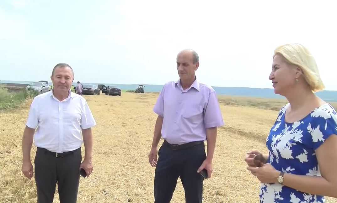 LIVE: Башкан посещает агрохозяйство в Казаклии