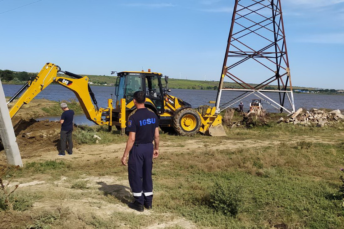 В Чимишлийском районе прорвало дамбу: комратское водохранилище переполнено