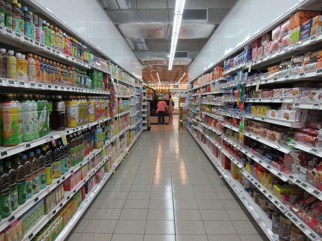 В магазинах должно быть 50% местных продуктов, но закон не работает