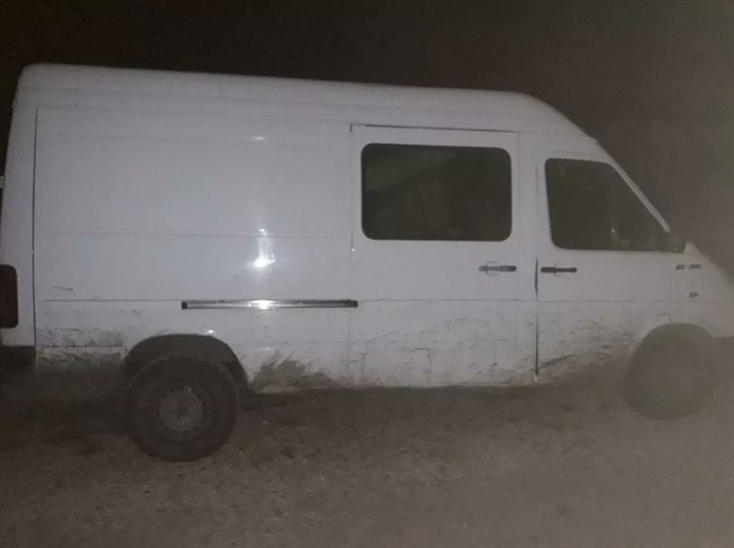 Контрабанда и выпившие полицейские обнаружены при внезапной проверке на границе
