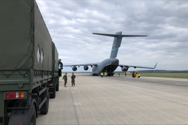 Правительство Натальи Гаврилица закупило в США военную технику на миллион долларов