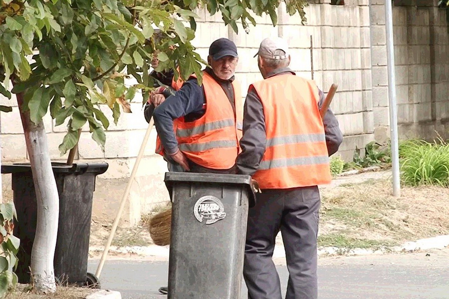 Мусор вывозить не будем»: в Комрате нашли способ борьбы с неплательщиками