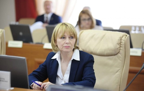 Будут ли в Молдове прививать третьей дозой от коронавируса?