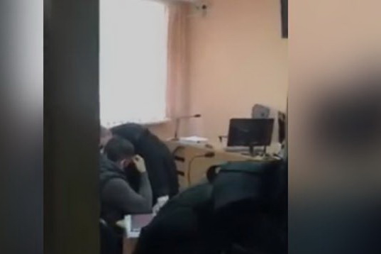 Скандал в суде Чекан: Адвокату Стояногло не разрешили поговорить с ним наедине